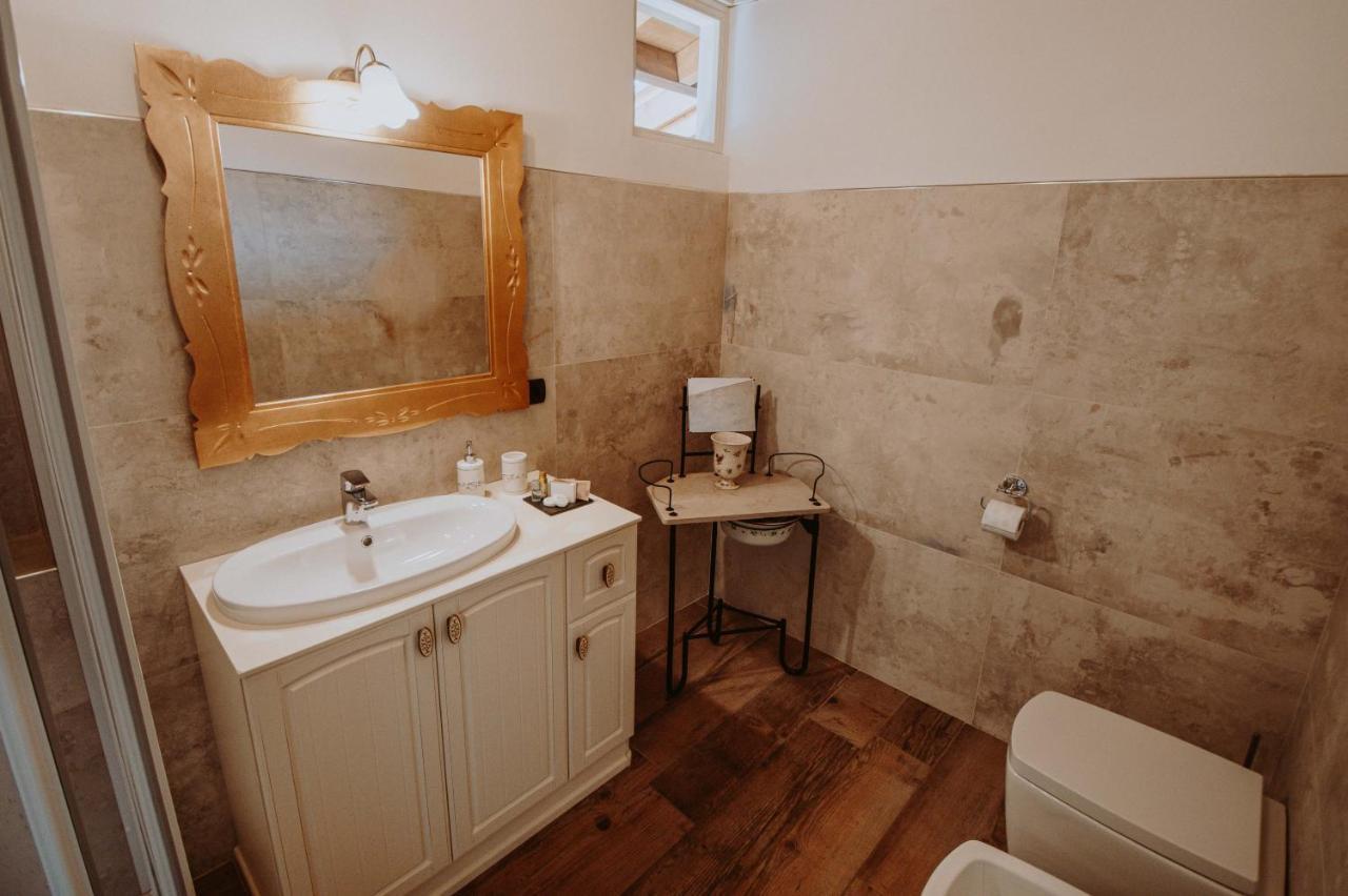 B&B Casa Santa Lucia Manerba del Garda Exteriör bild