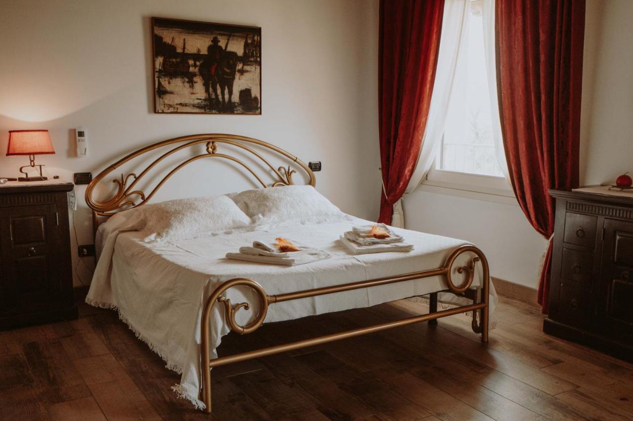 B&B Casa Santa Lucia Manerba del Garda Exteriör bild