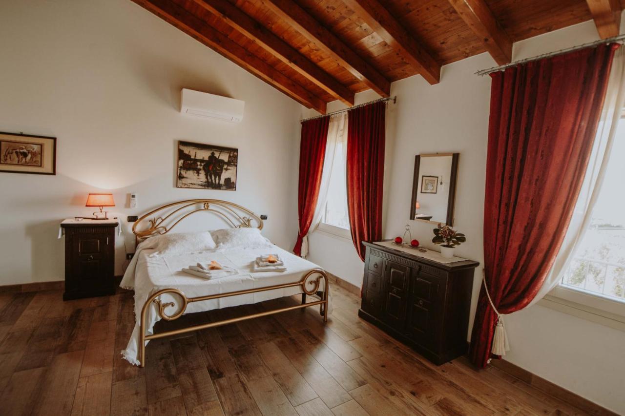 B&B Casa Santa Lucia Manerba del Garda Exteriör bild