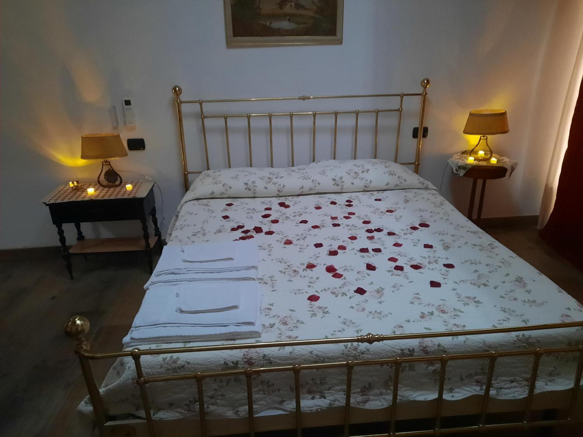 B&B Casa Santa Lucia Manerba del Garda Exteriör bild