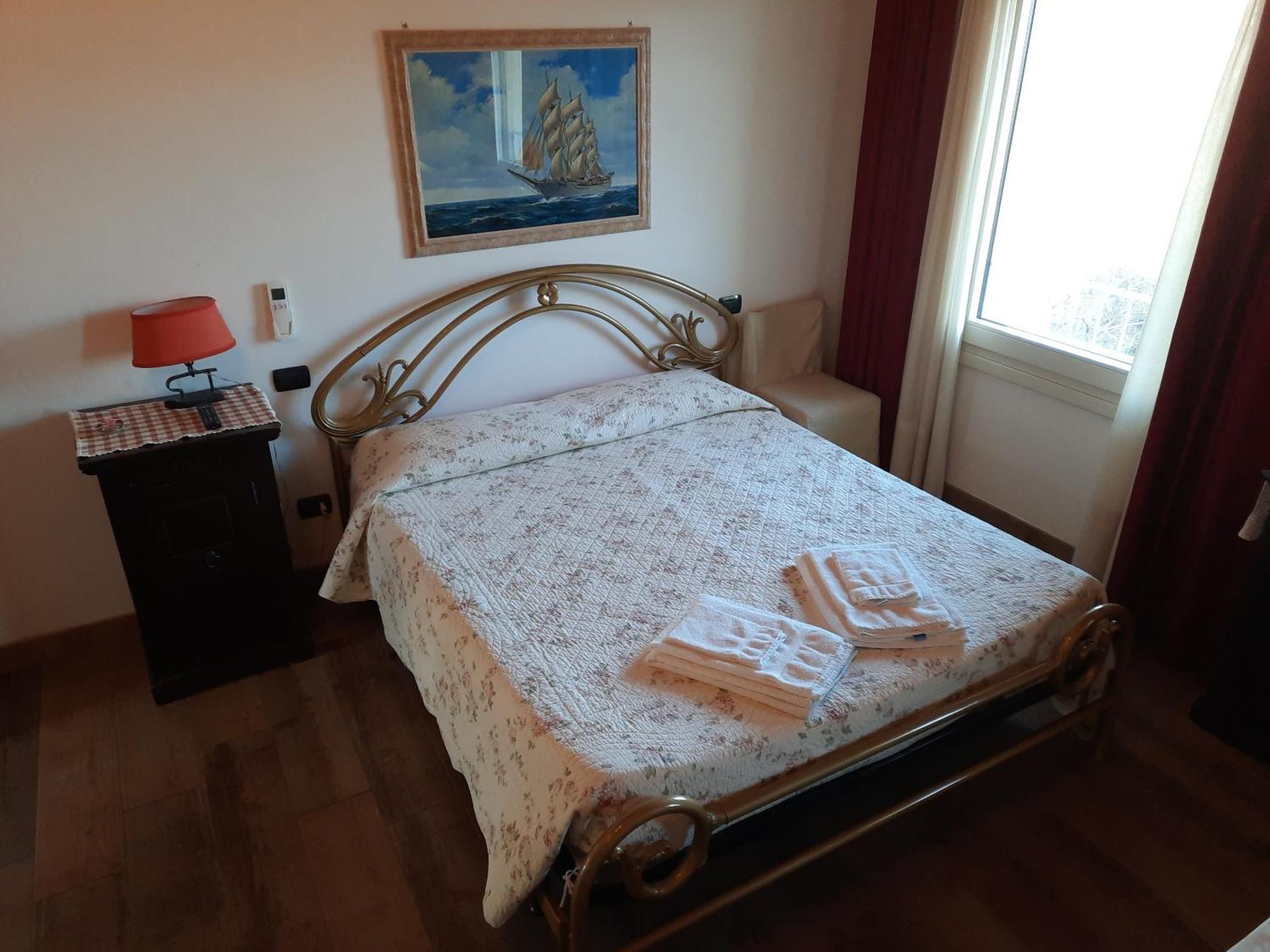 B&B Casa Santa Lucia Manerba del Garda Exteriör bild